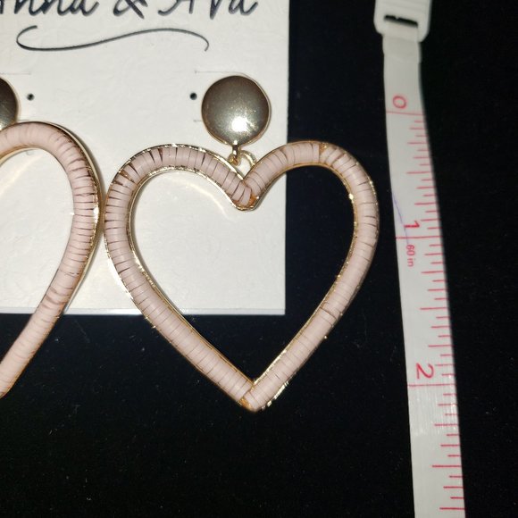 💋Pink Heart Earrings**2 for $15 BUNDLE ** - Picture 3 of 3